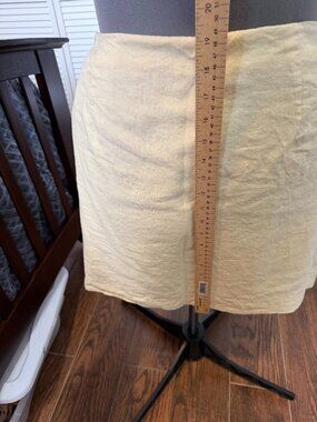 LOFT Butter Yellow Linen Blend Mini Skirt Size 16 Lined